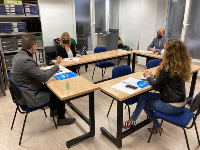 Ciudadanos reclama que los docentes sean considerados grupos de riesgo para priorizar su vacunación