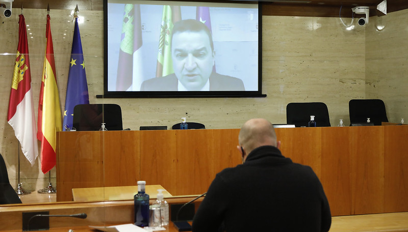 La nueva línea de ayudas de mejora de explotaciones contará con recursos suficientes para todos los planes que presenten los agricultores y ganaderos