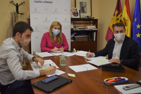 El Gobierno regional anima a los autónomos y pymes a solicitar las ayudas para el mantenimiento de la actividad dotadas con 60 millones de euros