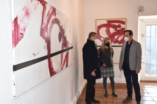 La Fundación Antonio Pérez demuestra su reconocimiento  al recientemente fallecido Luis Feito a través de una exposición