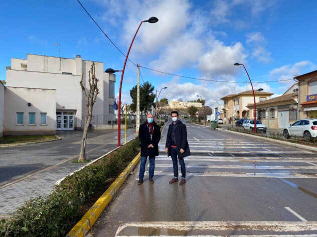 La Junta acondiciona y cede al Ayuntamiento de Minglanilla dos tramos de la CM-211 a su paso por la localidad