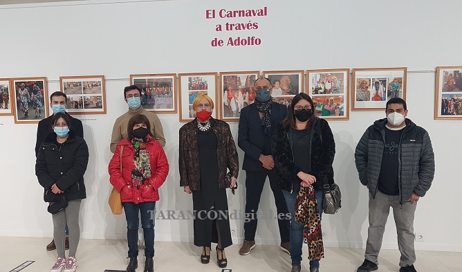 El Carnaval a través de Adolfo es el título de una exposición que se ha inaugurado este martes de Carnaval en el Auditorio Municipal de Tarancón