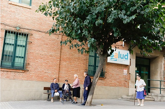 “Tras los más vulnerables, los más esenciales”: UPA pide tener en cuenta al campo en la vacunación