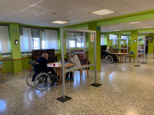 La Residencia Provincial Sagrado Corazón de Jesús ha retomado este martes las visitas de familiares