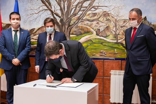 El Gobierno regional mejorará la comunicación entre Albacete y Murcia a través de Nerpio