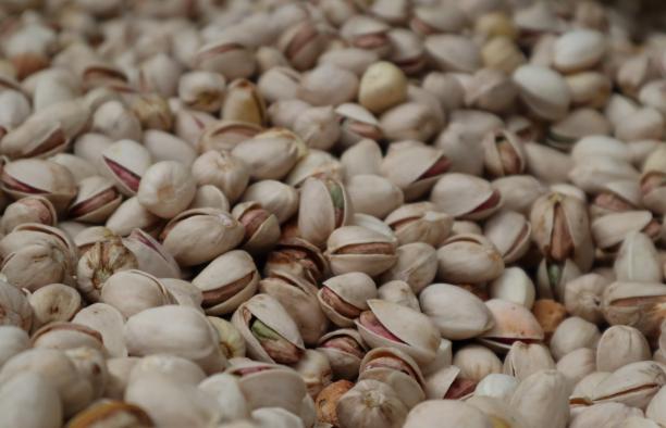 En los últimos cinco años, más de 2.200 agricultores se han formado en la poda del pistachero, un cultivo en el que Castilla-La Mancha es líder nacional
