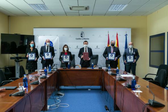 Castilla-La Mancha impulsa el programa pionero de ‘Compra Asistida’ dirigido a personas consumidoras con discapacidad y mayores en establecimientos de la región