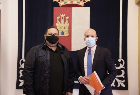 Cs logra el apoyo de todas las fuerzas políticas en las Cortes para rebajar el IVA de las peluquería y centros de estética