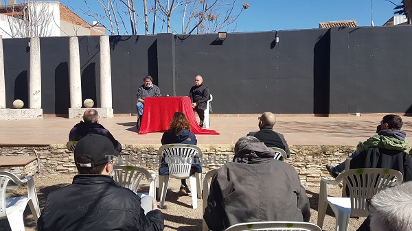 La ARMHC ha presentado hoy en Casa Parada la edición de 2 Fanzines «Boxear en el Infierno» y «Tarancón en la memoria de las Brigadas Internacionales»