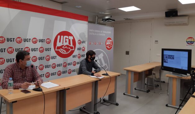 UGT pide a la Consejería de Sanidad mejorar la información sobre la campaña de vacunación a los docentes