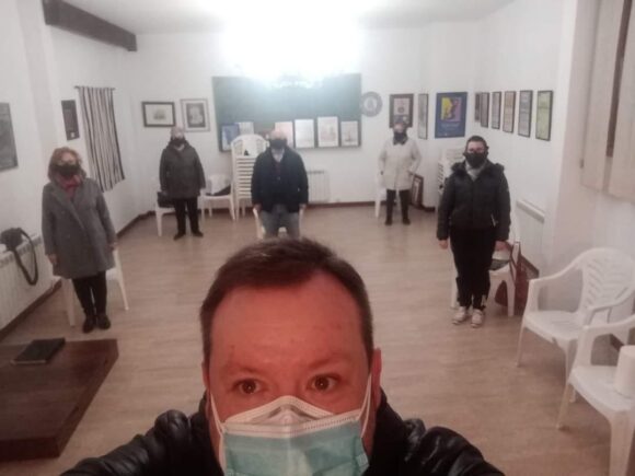 La Coral Malena, vuelve a los ensayos después de un año, adoptando todas las medidas sanitarias, en grupo reducidos a la espera de poder normalizar al máximo su actividad.