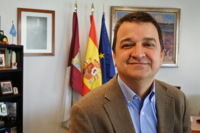 El Gobierno regional manifiesta su satisfacción por la retirada temporal de los aranceles del 25% a productos agroalimentarios como el vino, aceite o queso manchego impuestos por EEUU