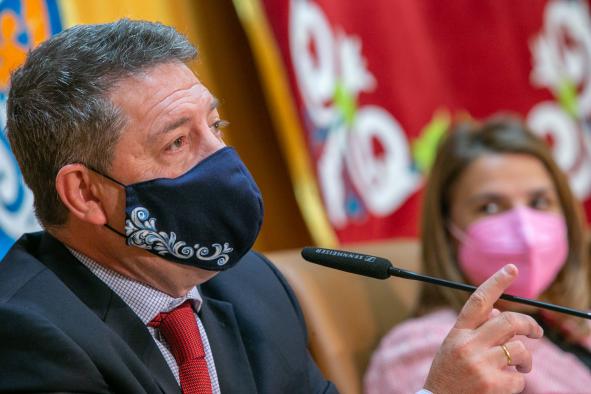 García-Page valora el ritmo de vacunación de la población mayor que permitirá consolidar una “movilidad controlada” en residencias