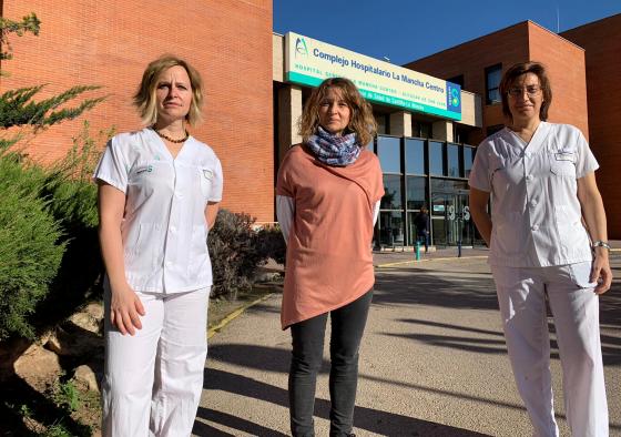 Enfermeras del Hospital Mancha Centro, premiadas por investigar la influencia de las nuevas tecnologías en los hábitos de sueño de los adolescentes