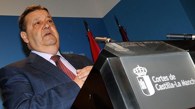 García-Page lamenta profundamente la pérdida de Jesús Fernández Vaquero cuyo legado ha servido para ayudar a la gente más necesitada
