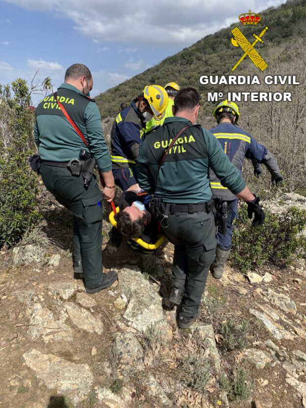 La Guardia Civil ha coordinado el rescate de un senderista herido en Navahermosa