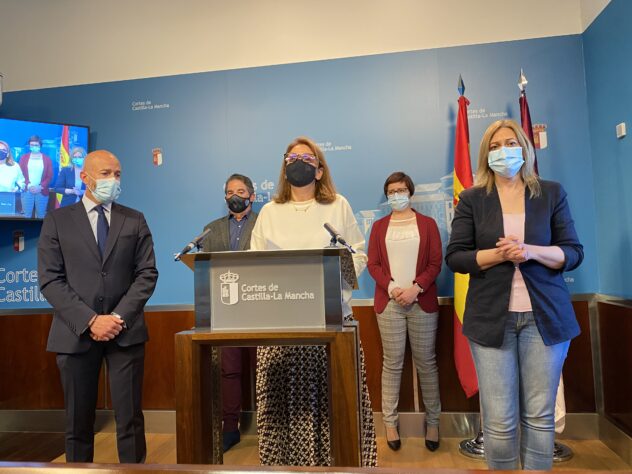La diputada Úrsula López deja la política por motivos familiares: “En ocasiones la vida toma decisiones por una misma”