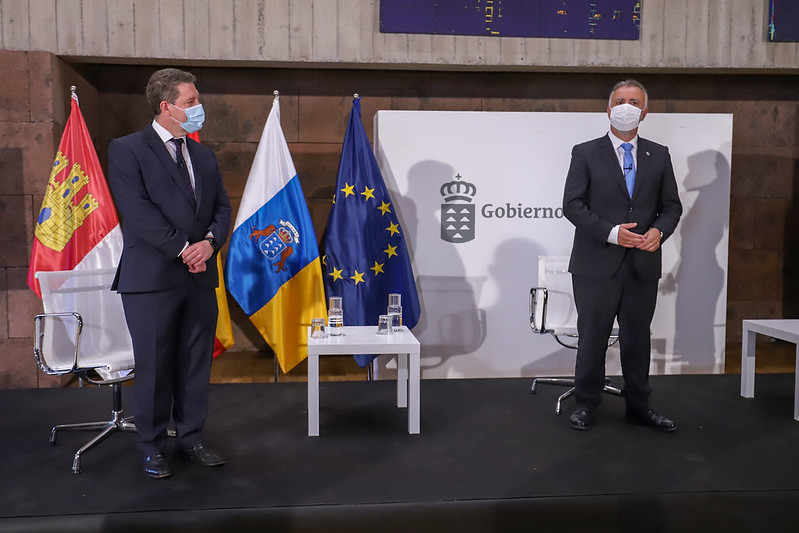 García-Page defiende un reparto ordenado de las vacunas y que exista “unidad de mensaje y de criterio en todos los rincones de España”
