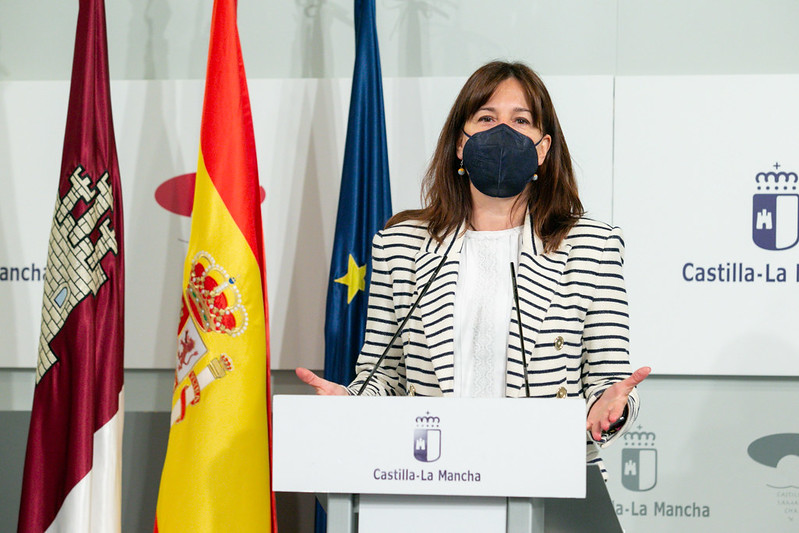 Castilla-La Mancha destina 850.000 euros para el almacenamiento y distribución de la vacuna de Janssen y otros nueve contratos de urgencia sociosanitaria
