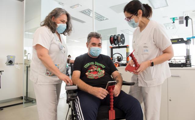 Más de 200 pacientes se han beneficiado de la tecnología de impresión en 3D en el Hospital Nacional de Parapléjicos
