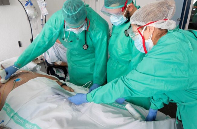 La provincia de Cuenca registra 1 fallecido por covid en las últimas 24 horas y 36 nuevos contagios, disminuye el número de pacientes ingresados hasta los 17 y 3 en cuidados intensivos