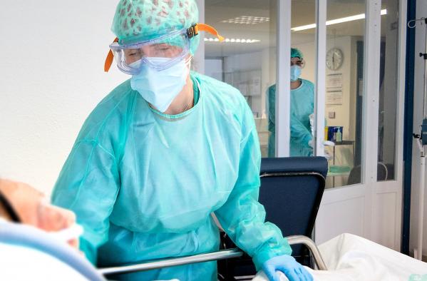La provincia de Cuenca anota 37 nuevos contagios por Coronavirus durante el fin de semana en el que no se han producido fallecidos, hay 12 pacientes ingresados 2 de ellos en cuidados intensivos