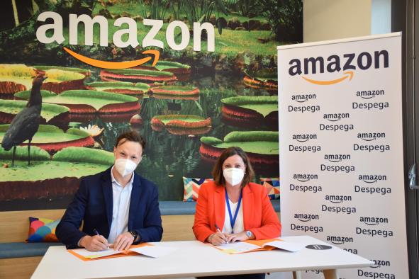 Castilla-La Mancha y Amazon firman un convenio de colaboración para impulsar las ventas internacionales de las pymes de la región a través de internet