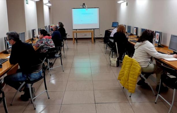 La Junta forma en el ámbito de las tecnologías a cerca de 4.000 personas de perfil profesional en cinco años