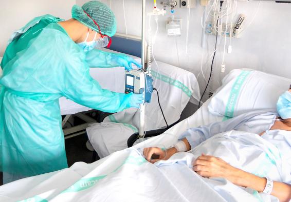 38 nuevos positivos por Covid en la provincia de Cuenca desde el viernes, se mantiene el mismo número de pacientes ingresados en el Hospital en seis, 3 de ellos en cuidados intensivos y continúa sin fallecidos