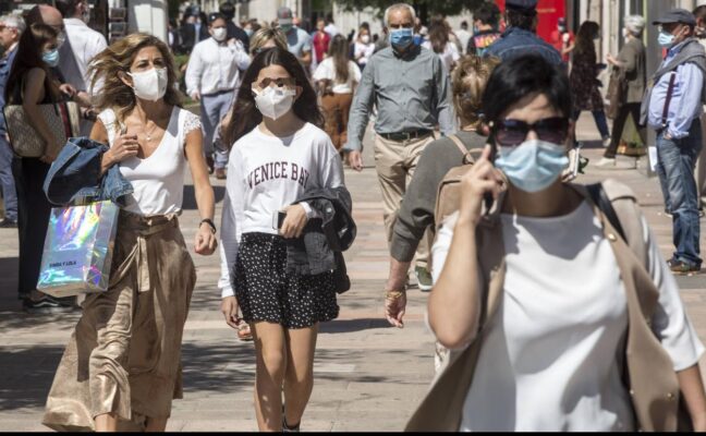 El presidente del Gobierno Pedro Sánchez anuncia que la mascarilla dejará de ser obligatoria al aire libre a partir del 26 de junio