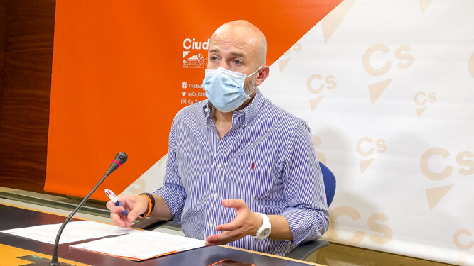 Cs pide a Page adelantar la vacuna a los alumnos ERASMUS de la UCLM para que viajen con la pauta de inmunización completa