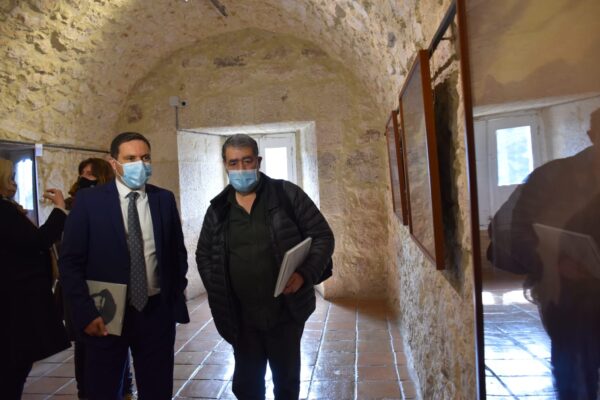 El libro Contravisiones de Joan Fontcuberta coeditado por la FAP ha recibido el premio ArtsLibris de la Fundación Sabadell