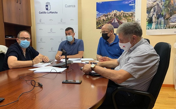 Castilla La Mancha reafirma su compromiso de dialogo con los sindicatos de cara a mejorar las condiciones laborales de los empleados públicos