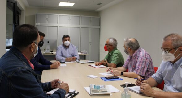 Constituida la mesa de negociación para sellar el convenio provincial de la madera