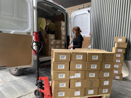 Castilla-La Mancha ha distribuido esta semana más de 210.000 artículos de protección a los centros sanitarios