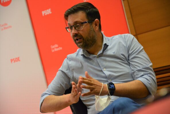 El PSOE pide a Prieto “un cambio de rumbo” en su nueva etapa al frente del PP conquense