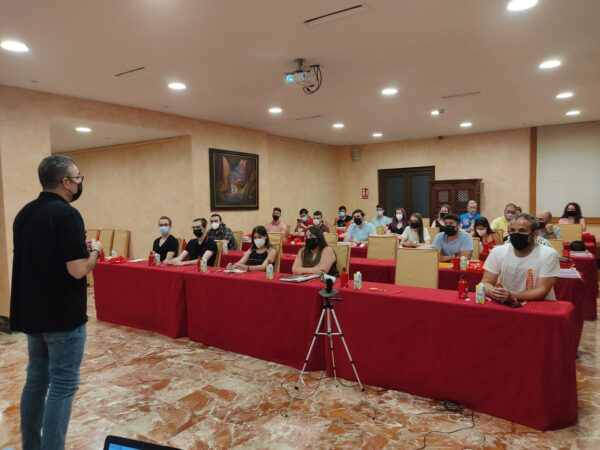 CCOO CLM escucha a los jóvenes para organizar su lucha contra la precariedad y la falta de oportunidades en el mercado laboral