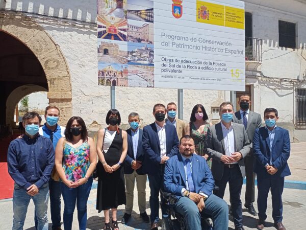 Tierraseca pone la primera piedra en las obras de recuperación de la Posada del Sol, en La Roda