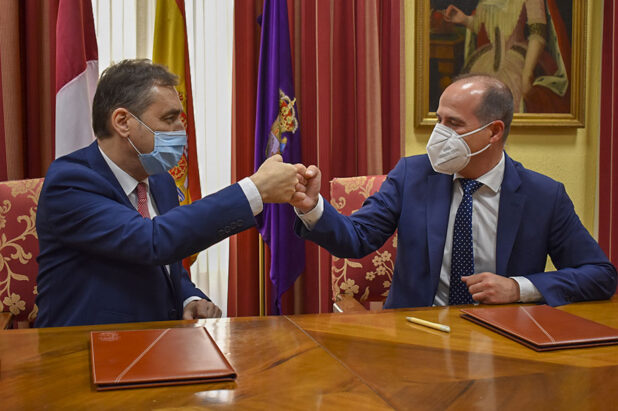 El delegado del Gobierno agradece el compromiso del Ayuntamiento de Guadalajara con la protección de las víctimas de violencia de género