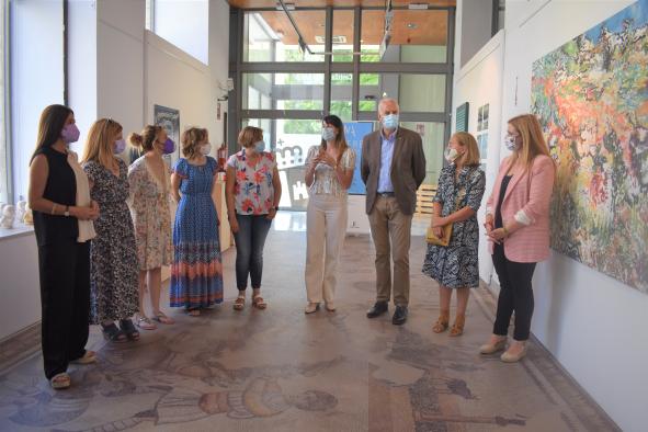 Castilla-La Mancha lleva a Cuenca la obra de mujeres artistas de la región gracias a la Muestra de Mujeres ‘Amalia Avia’