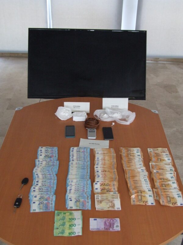 La Guardia Civil ha desarticulado una organización criminal por un delito de tráfico y distribución de cocaína en Tomelloso