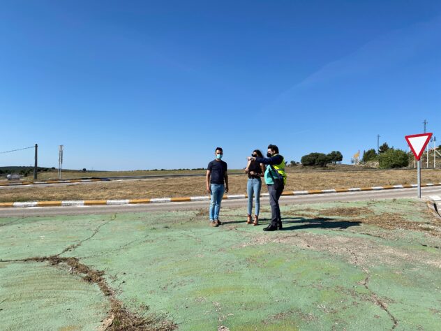 La Junta acometerá la construcción de una rotonda en la CM-310 a su paso por la localidad de Saelices con un presupuesto de 206.000 euros