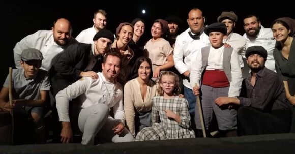 La acertada idea y el excelente maridaje de “Noches al Perol” realizado en parajes naturales del casco antiguo de Tarancón, de la que todo el mundo habla positivamente.