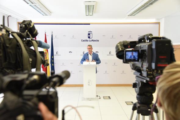 La afiliación a la Seguridad Social en Castilla-La Mancha crece hasta el dato más elevado desde 2008 y el paro baja en 9.877 personas