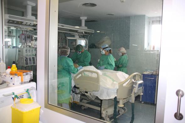 Cuenca suma hoy 2 nuevos contagios por Covid, hay 9 pacientes en cama convencional y la uvi sigue libre de pacientes en otra jornada sin fallecidos