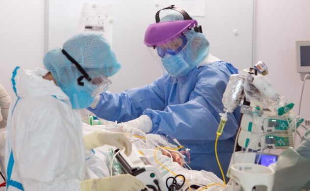 La provincia de Cuenca anota 169 nuevos contagios por Covid desde el viernes, hay 20 pacientes en cama convencional y 1 se mantiene en cuidados intensivos en un fin de semana sin fallecidos