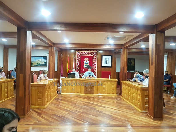 El pleno extraordinario del Ayuntamiento de Tarancón aprueba por unanimidad un gasto de más de 300.000 euros para el proyecto del mirador de la Iglesia