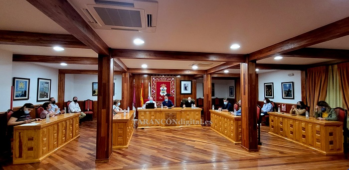 El Pleno de septiembre del Ayuntamiento de Tarancón aprueba por unanimidad una declaración institucional de apoyo a la cadena cárnica ganadera del país