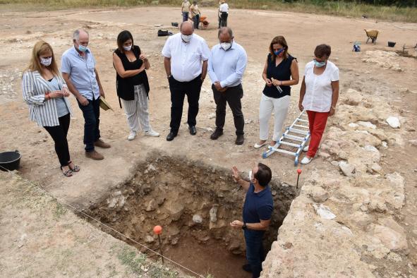 La campaña de investigación del Gobierno regional destapa en el yacimiento de Noheda un gran edificio de 800 metros cuadrados