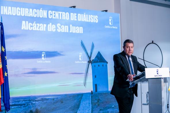 Castilla-La Mancha habilitará unidades móviles de vacunación frente al Covid-19 que se instalarán en los campus de la UCLM y grandes superficies comerciales